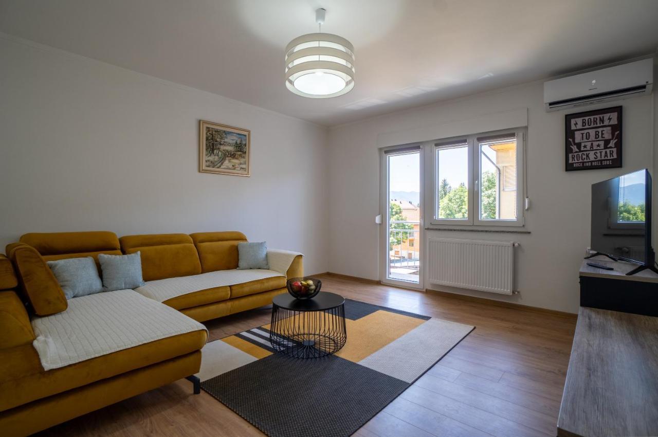 Apartman Josip Gospic Luaran gambar