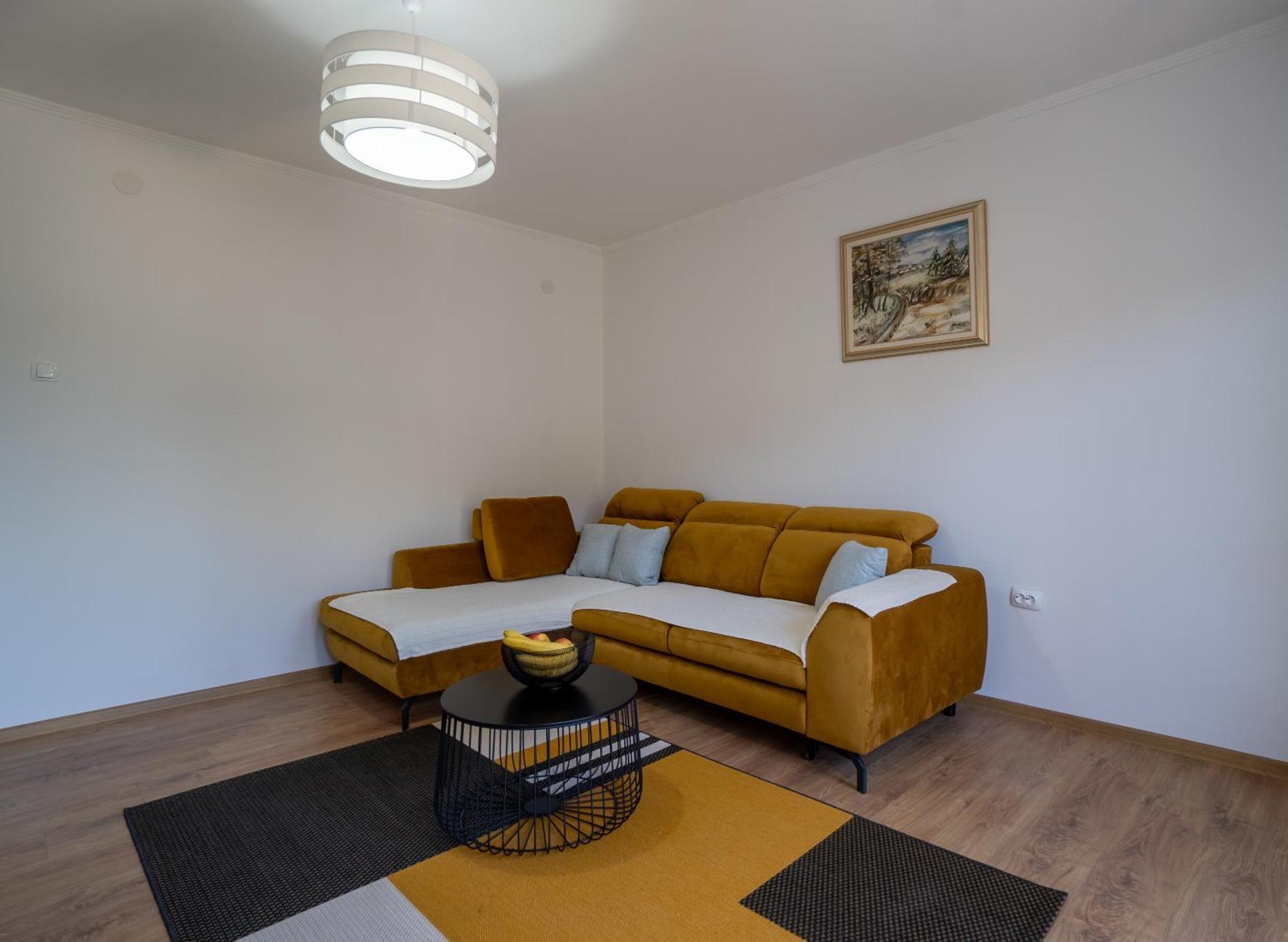 Apartman Josip Gospic Luaran gambar