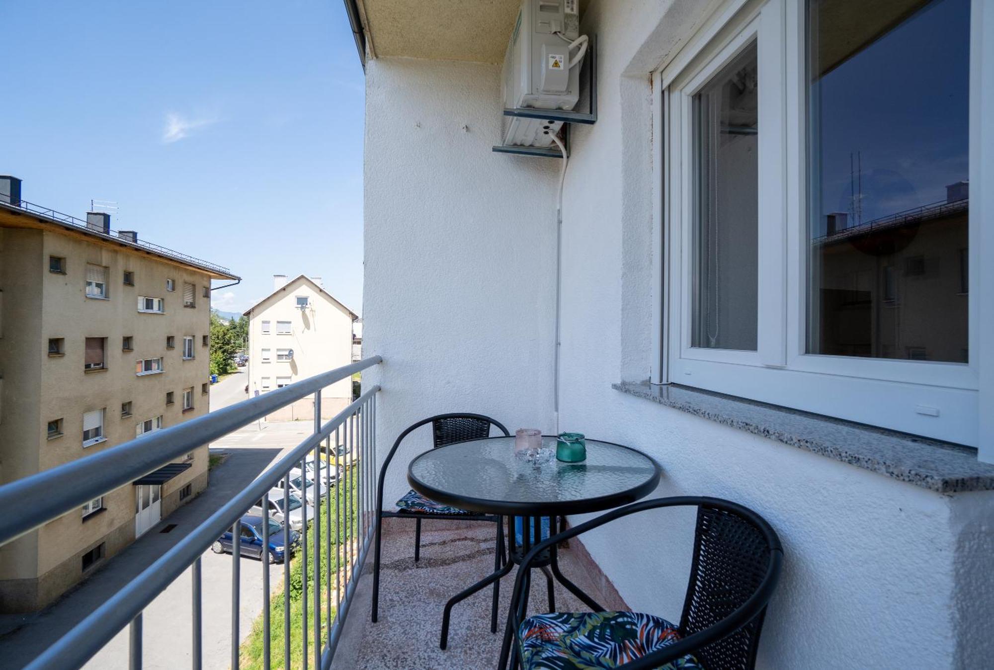 Apartman Josip Gospic Luaran gambar